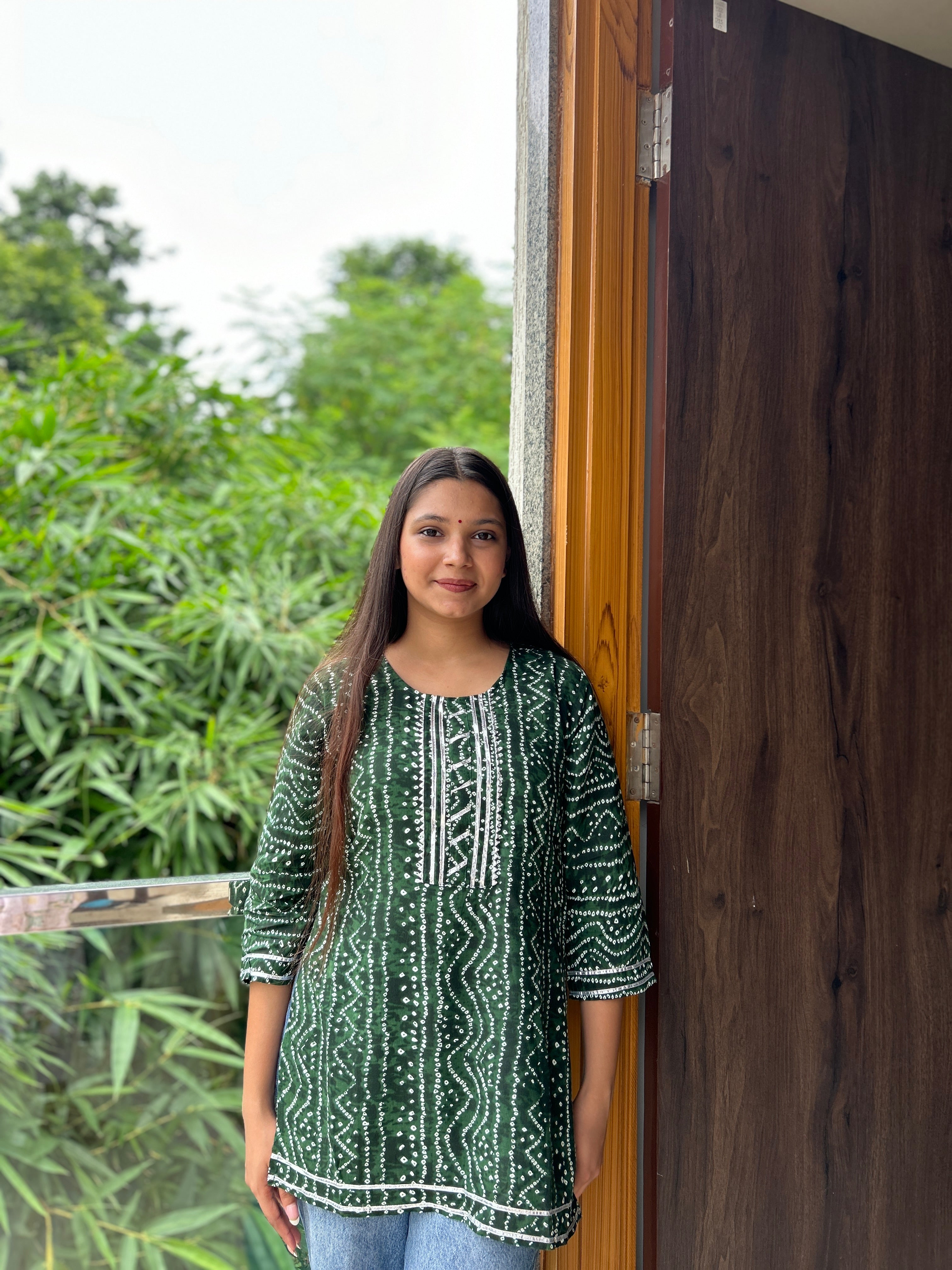 Olive Bandhej Noorani Kurti