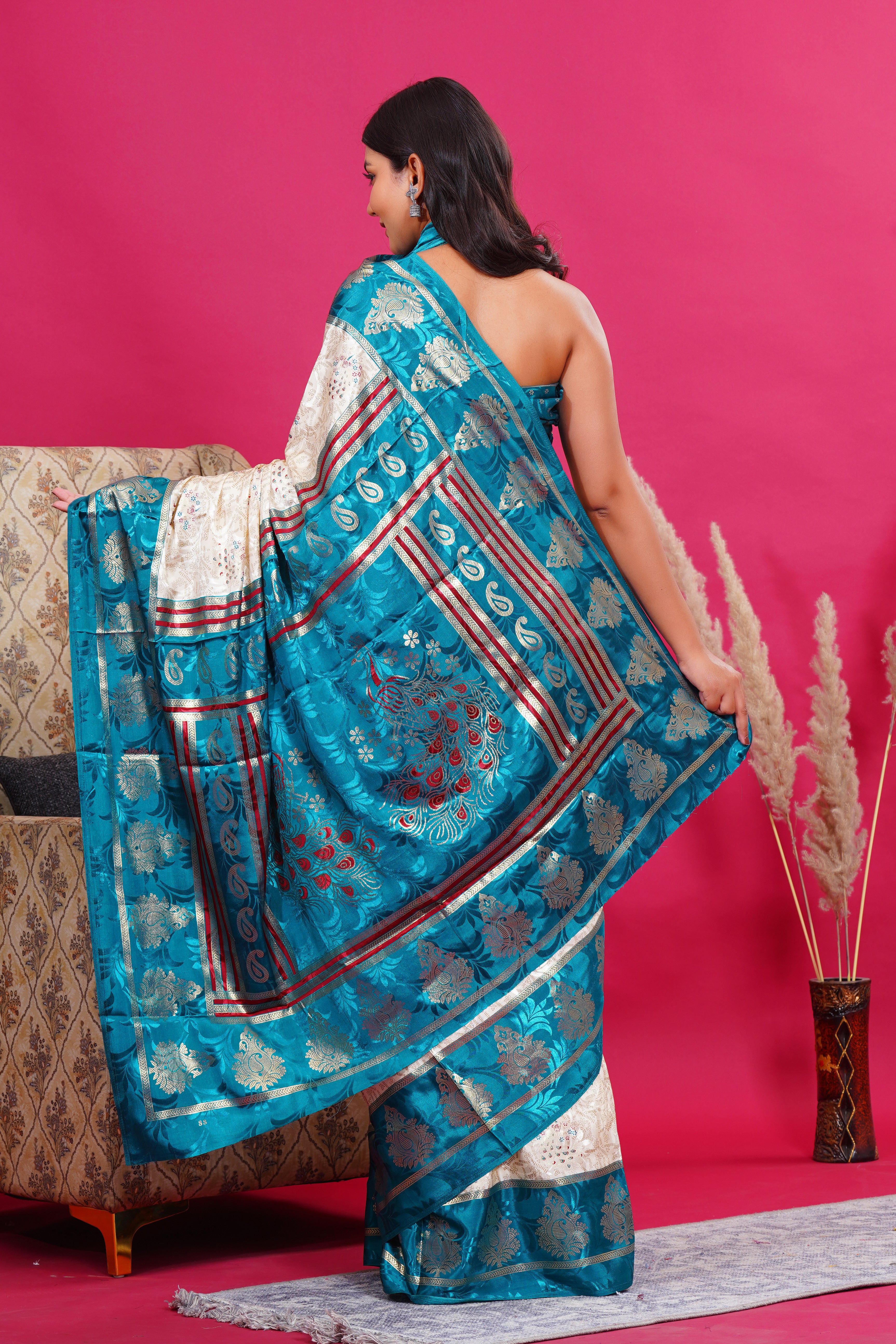 Green Golden Kalash Peacock Silk Saree