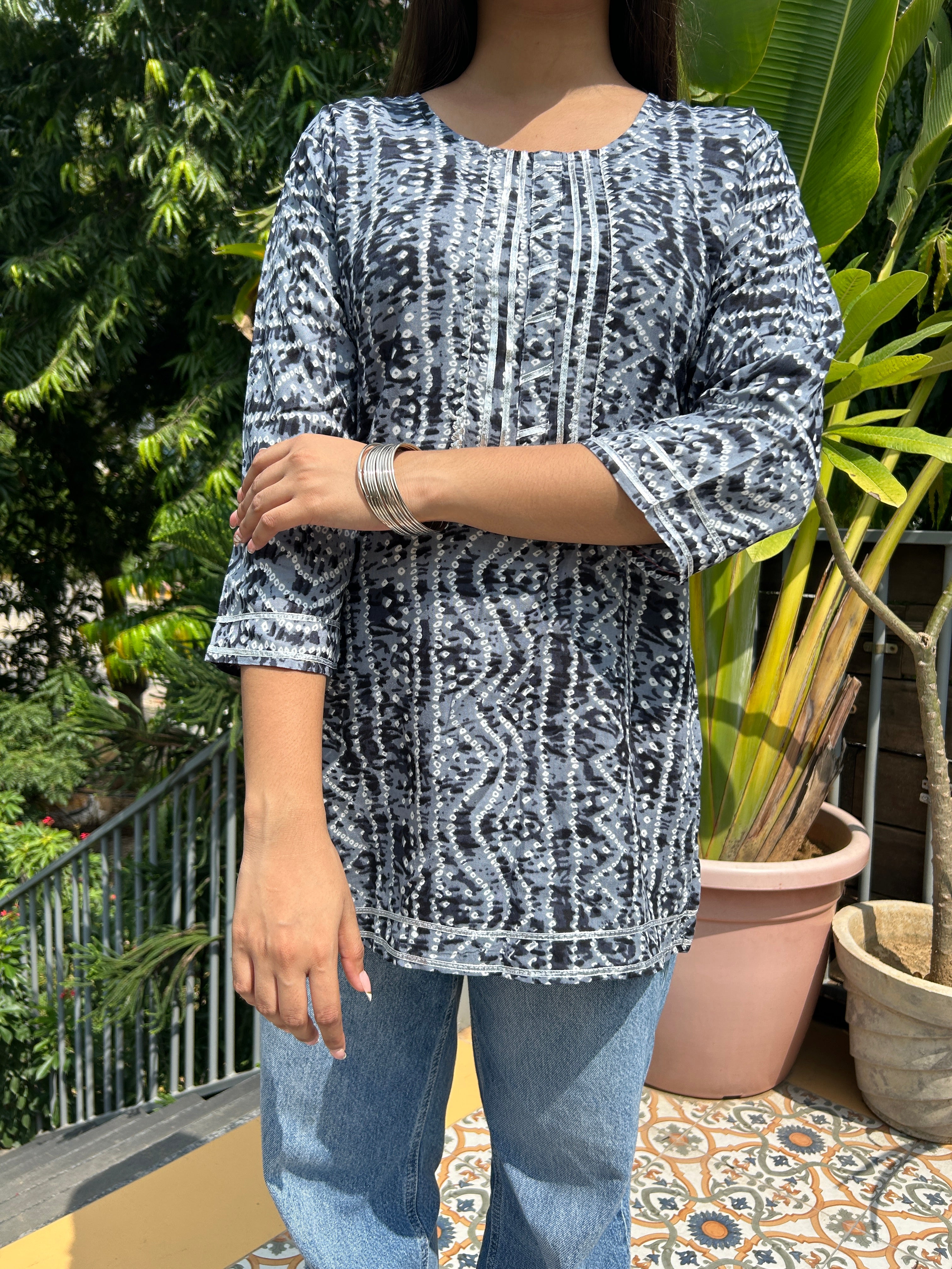 Grey Bandhej Noorani Kurti