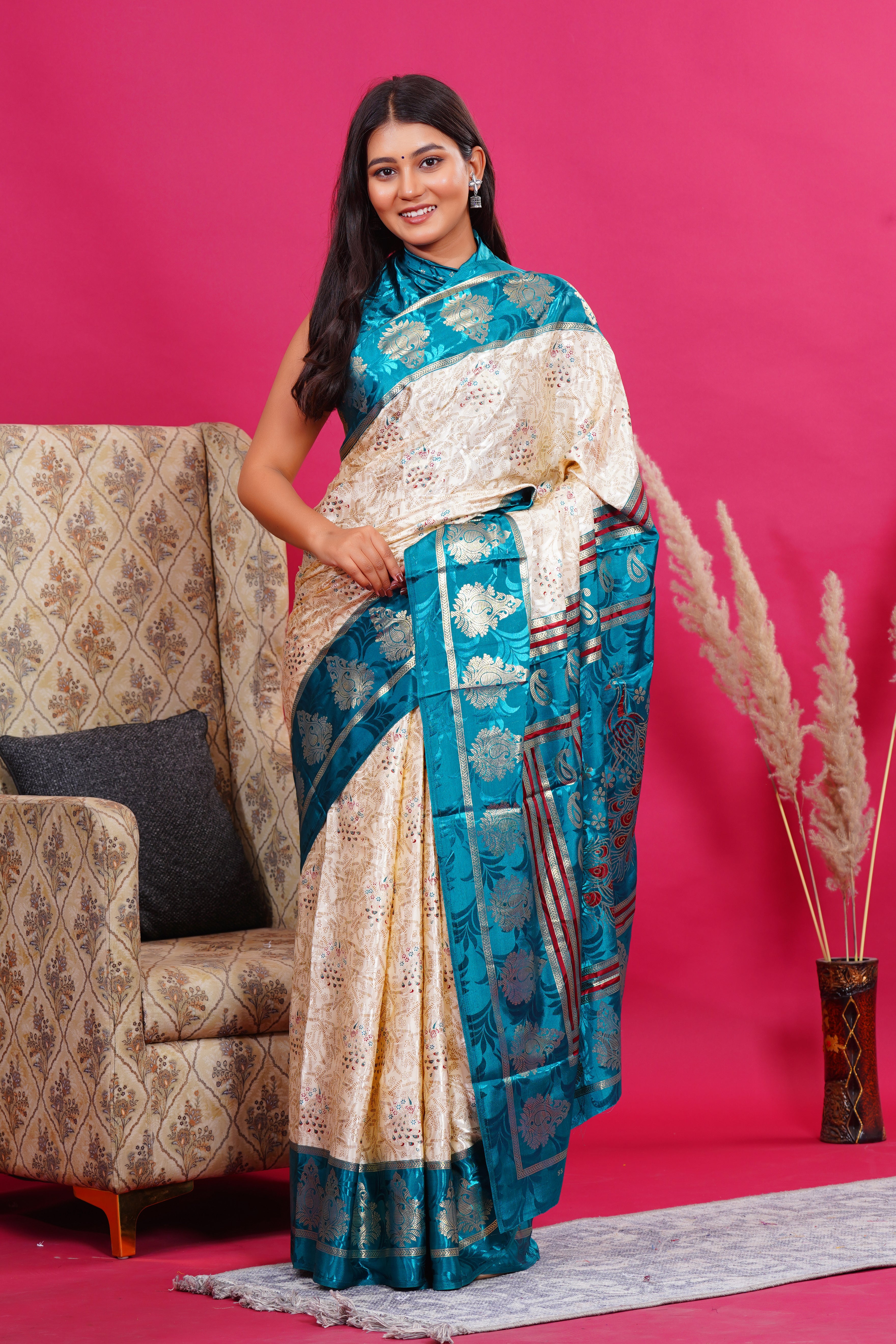 Green Golden Kalash Peacock Silk Saree