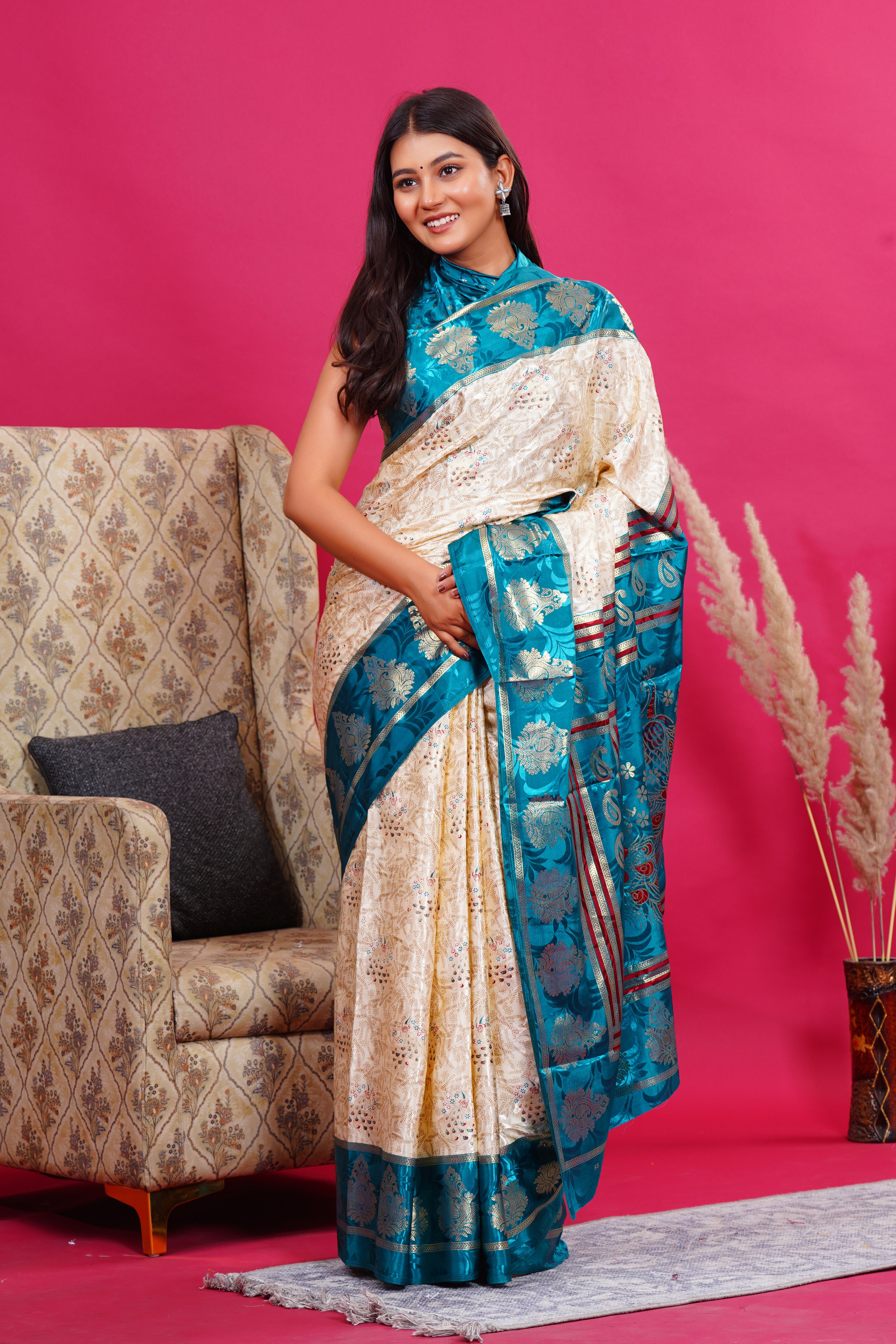 Green Golden Kalash Peacock Silk Saree