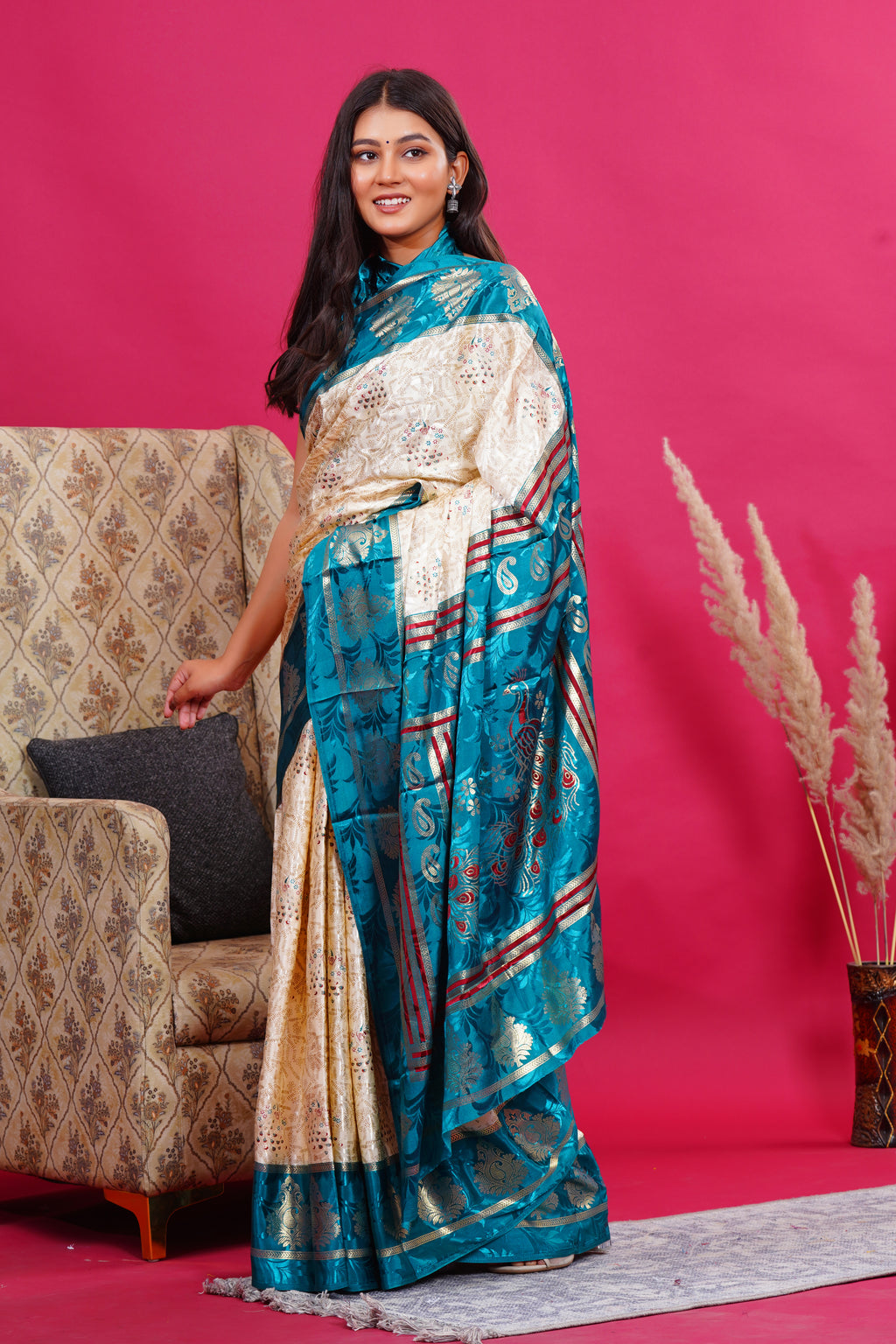 Green Golden Kalash Peacock Silk Saree