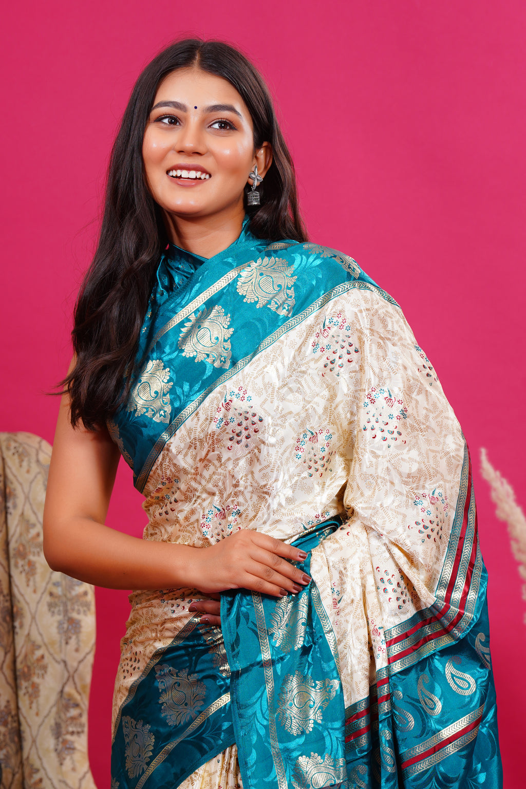 Green Golden Kalash Peacock Silk Saree