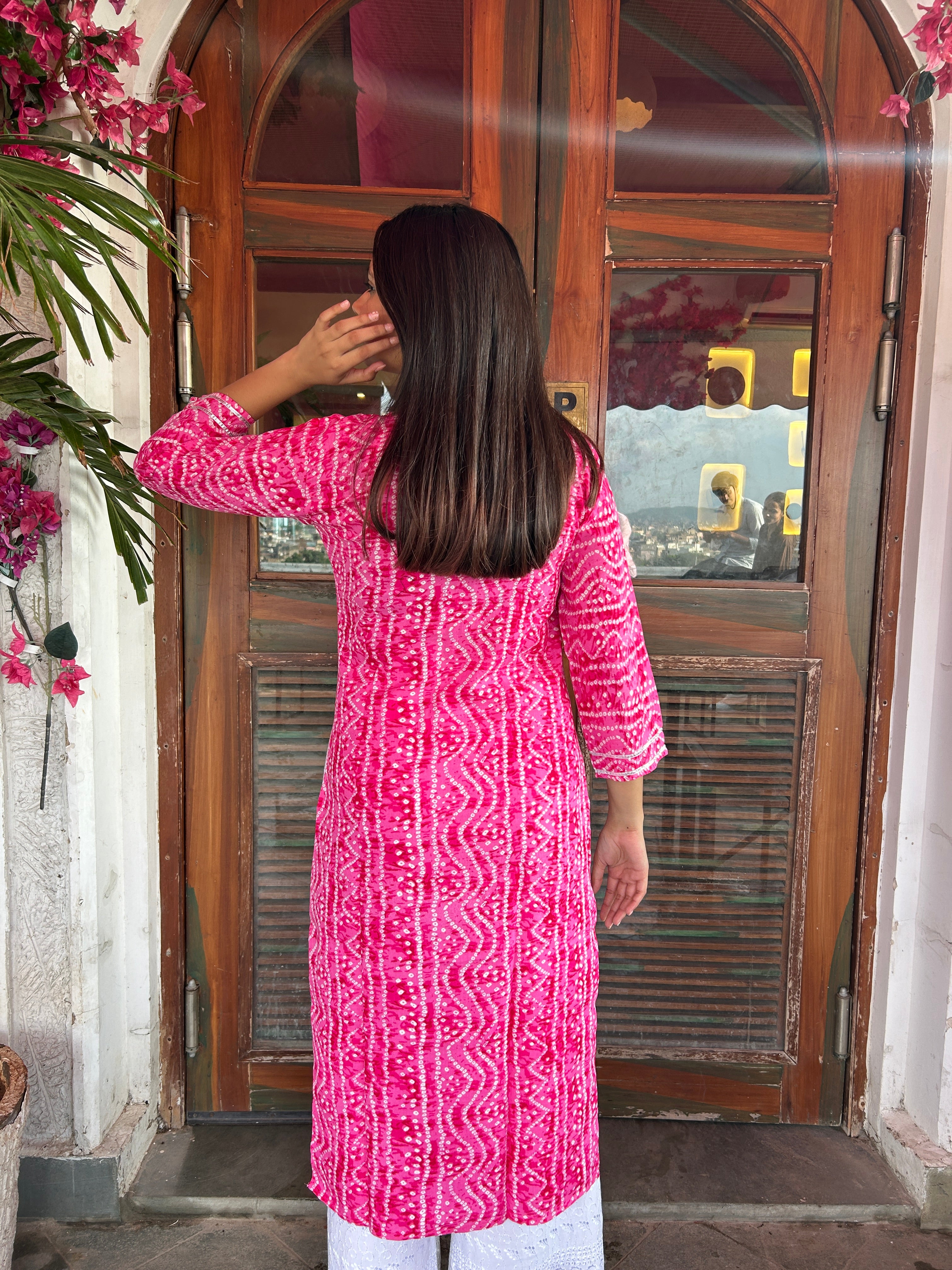 Light Pink Bandhej Aaina Kurti