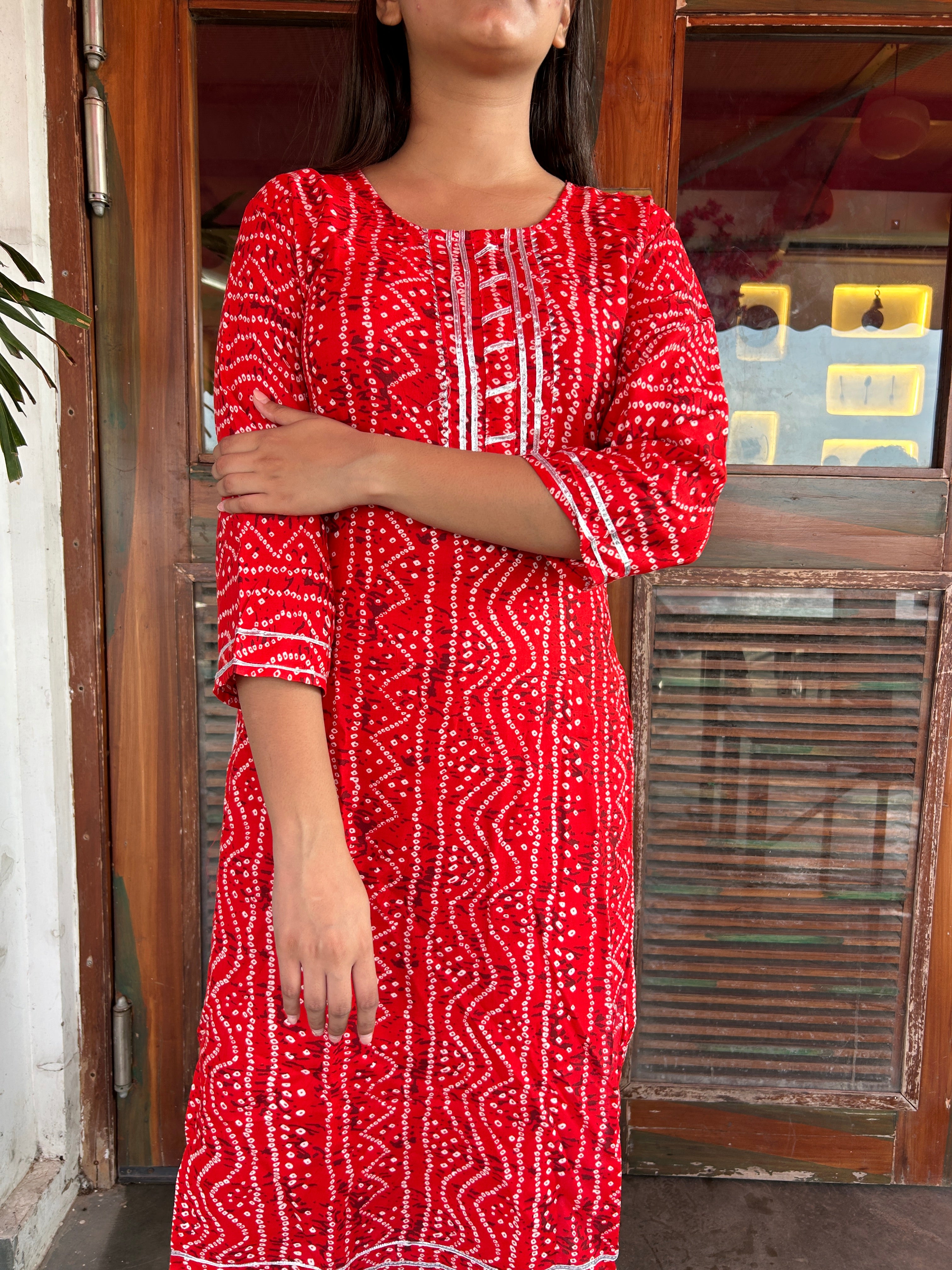 Red Bandhej Aaina Kurti