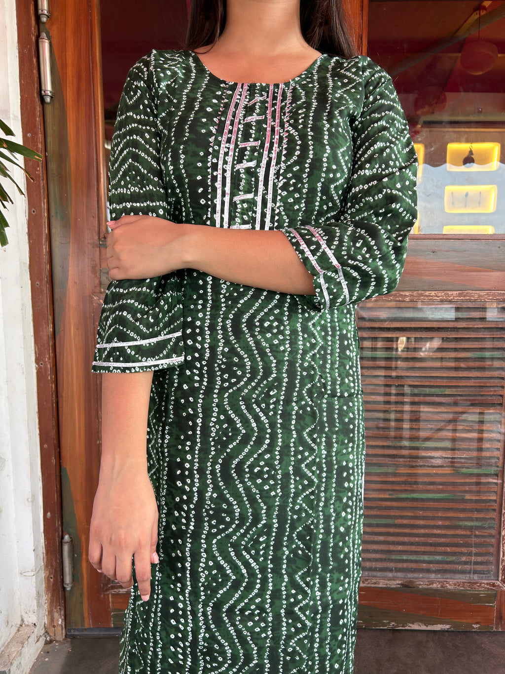 Olive Bandhej Aaina Kurti