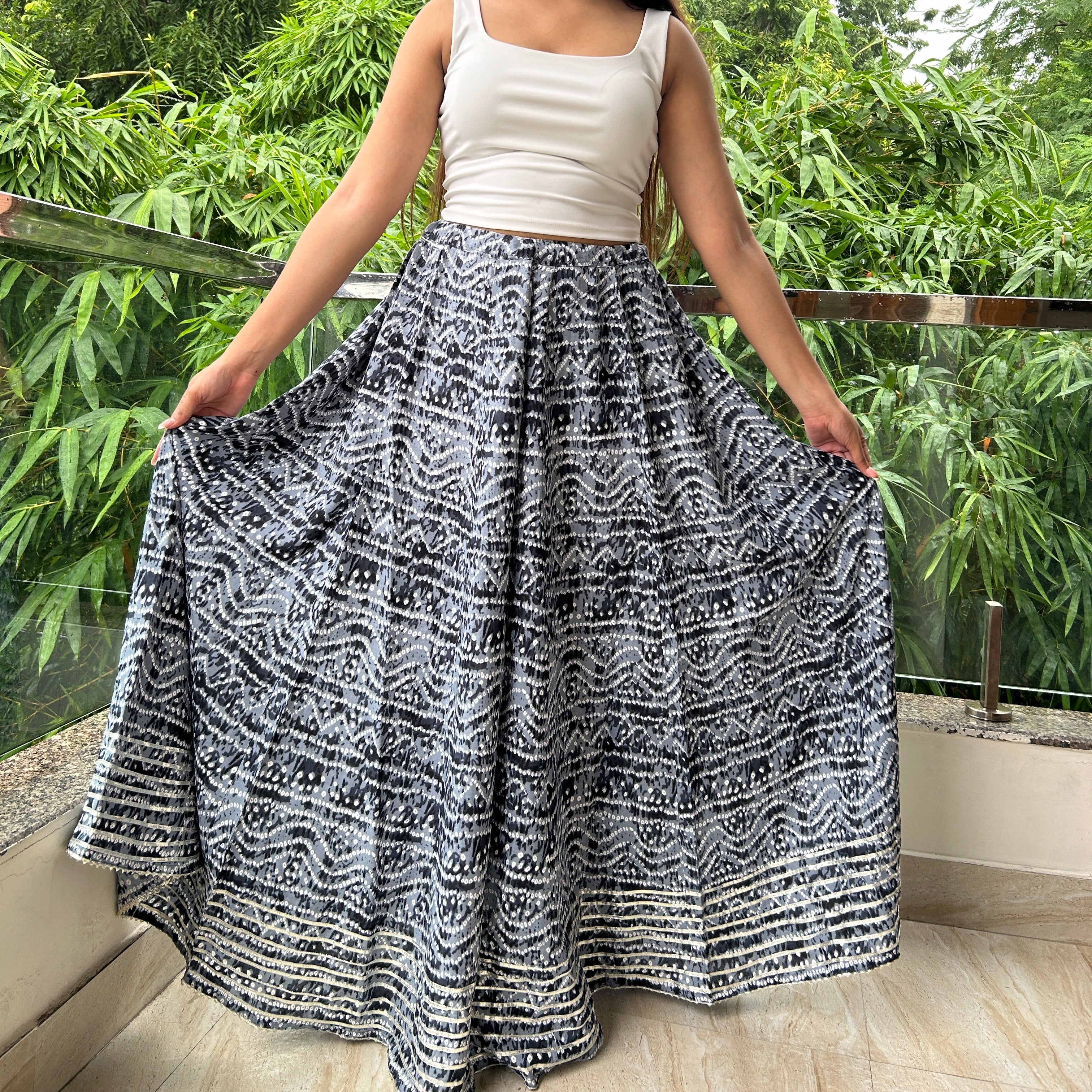 Grey Bandhej Nazakat Ghaghara