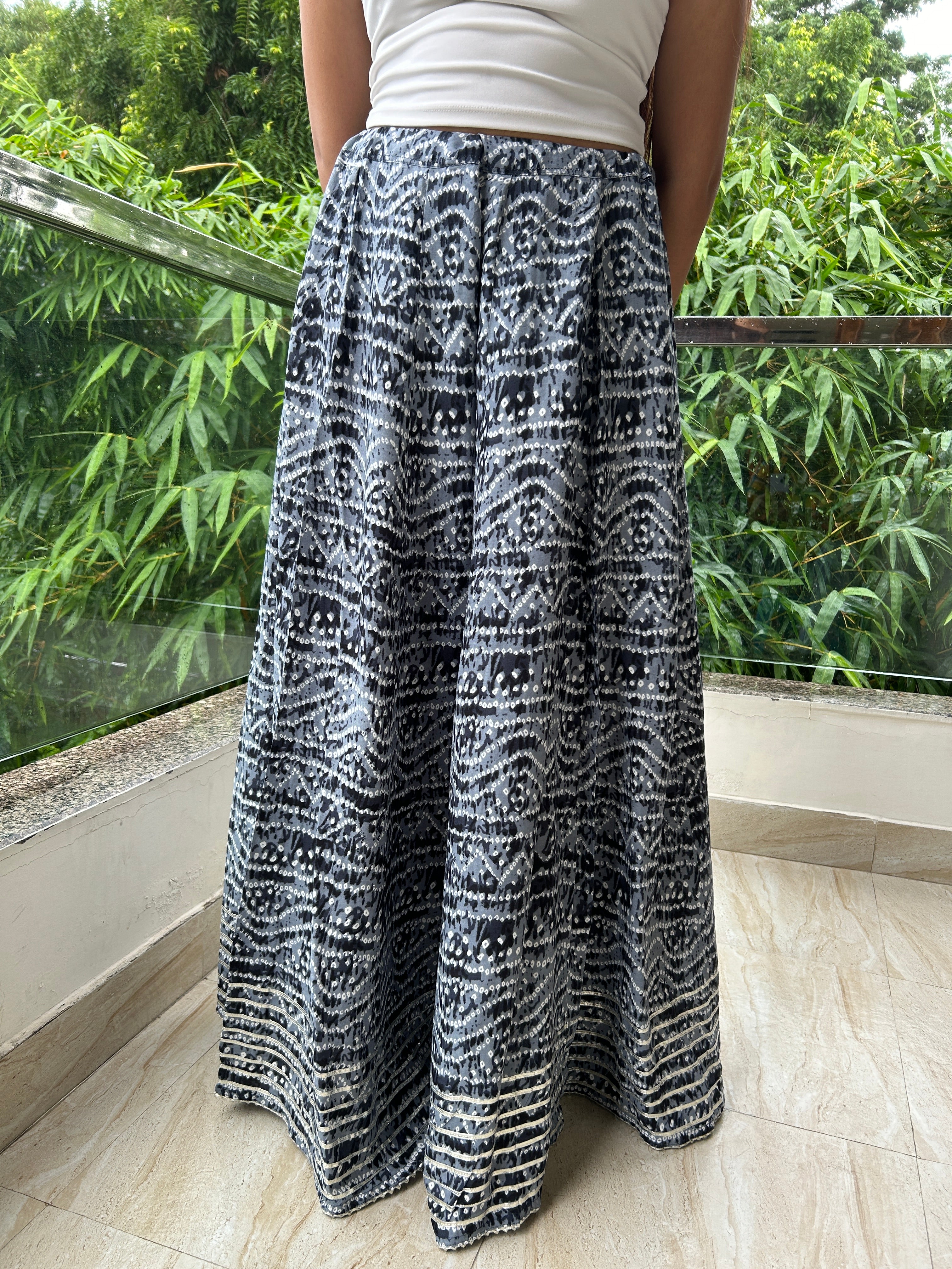 Grey Bandhej Nazakat Ghaghara